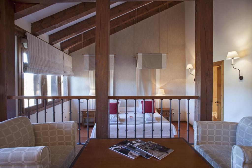 Hôtel Hospederia De Santo Domingo à Pedraza Extérieur photo